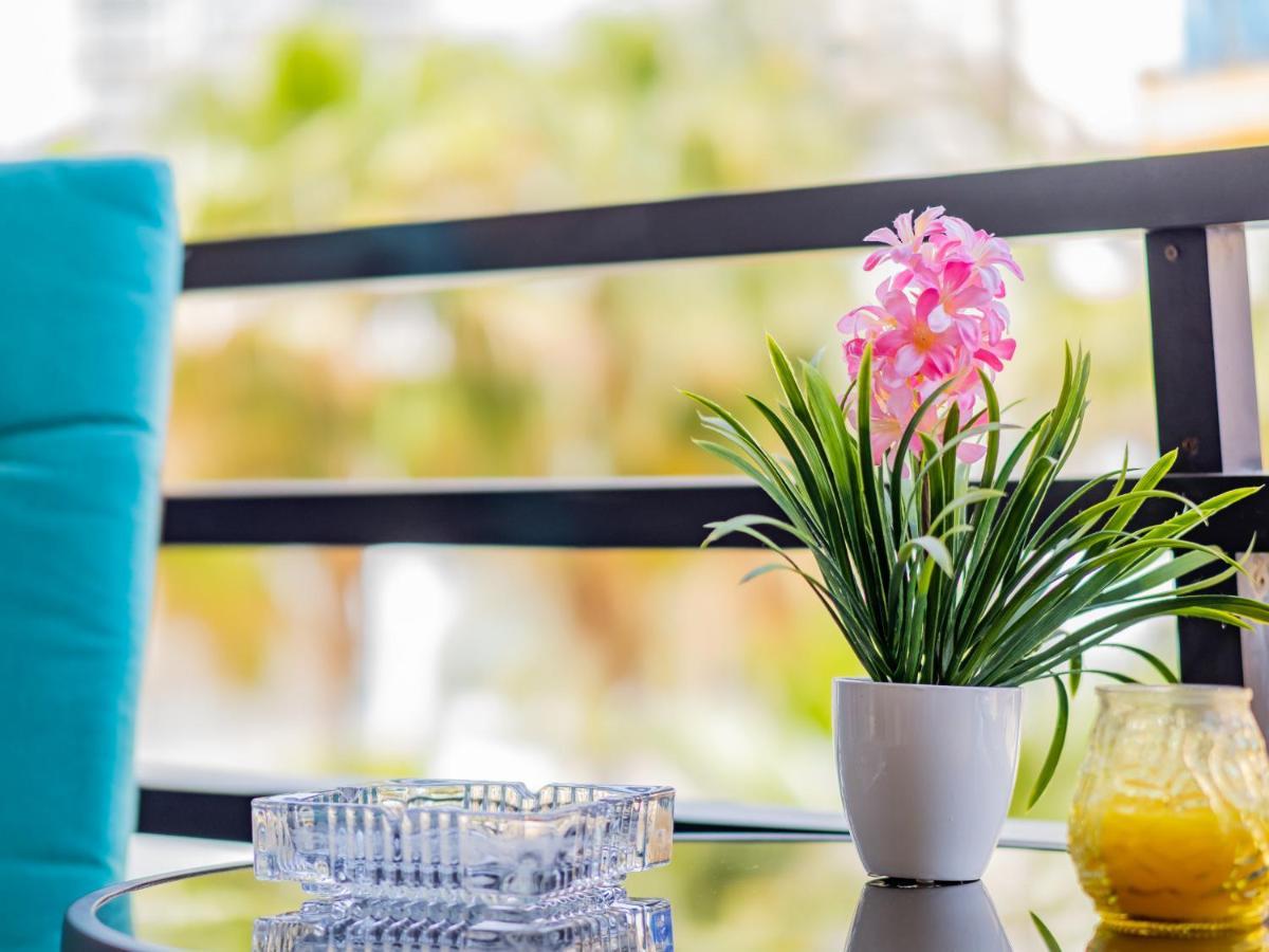 Cubo'S Apartamento Perla Del Sol Rosa Torremolinos Buitenkant foto